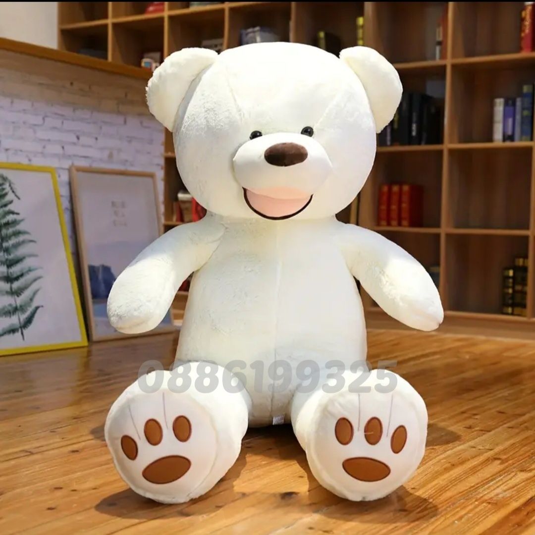 Голямо плюшено Мече, Голям плюшен Мечок, Голяма плюшена Мечка