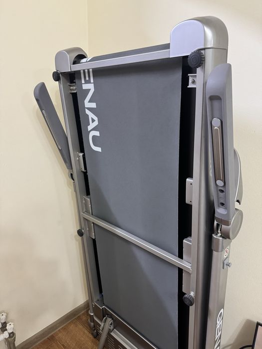 Беговая дорожка genau itech r5