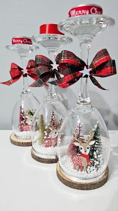 Коледни свещници