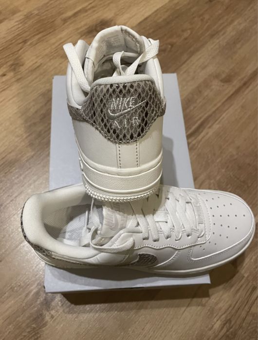 Air Force 1 noi 36.5