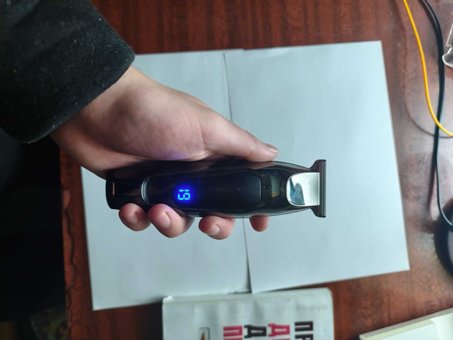 Машинка для стрижки волос