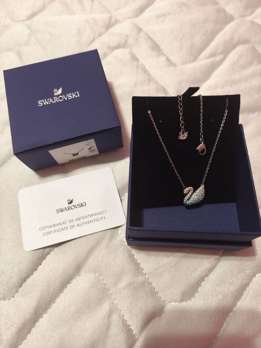 Колие Swarovski като ново
