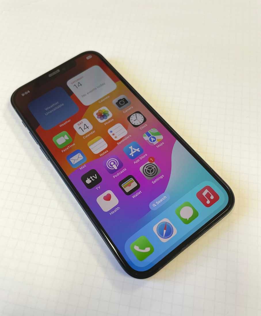 Apple iPhone 12 64GB (А2403) като нов