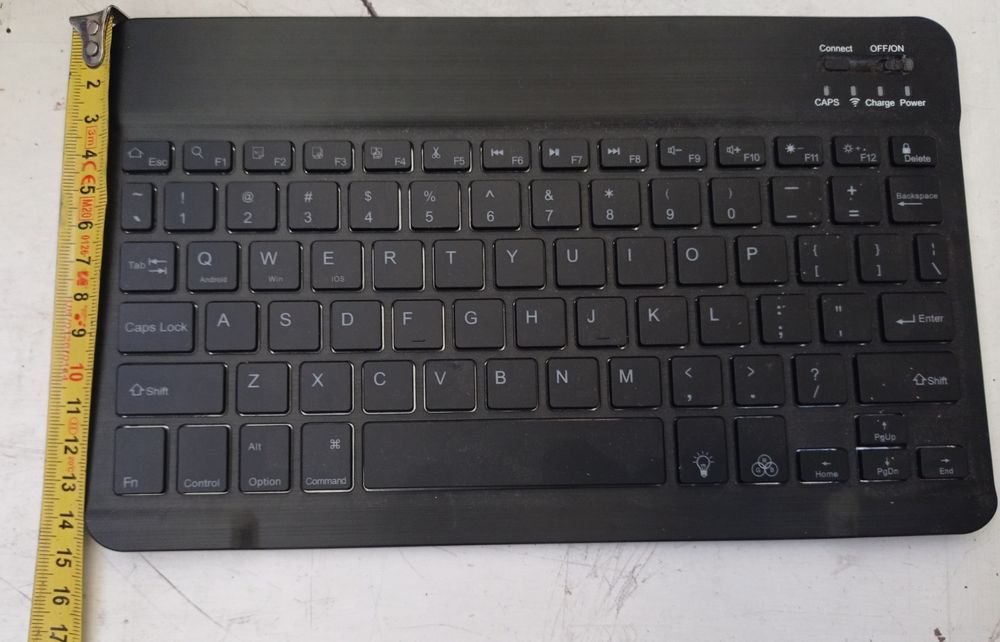 Tastatura fara fir bluetooth