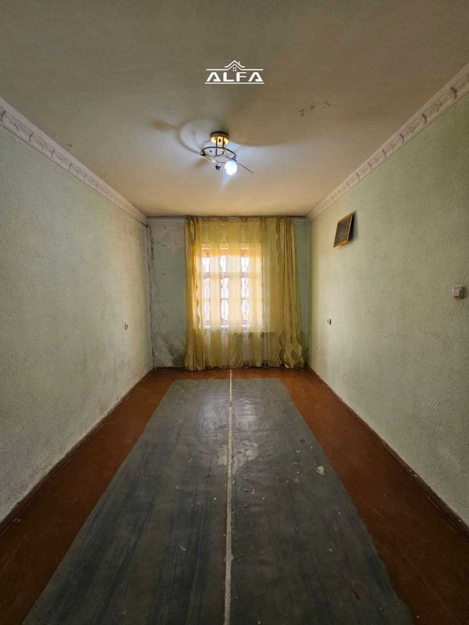 Buxoroda kvartira sotiladi 3 xonali 84m² 5-qavat.