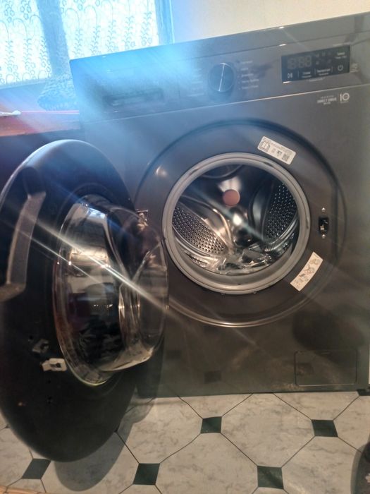 LG новыи с гарантией