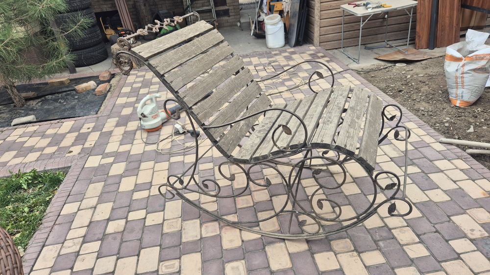 Самодельное кресло качалка, кованка