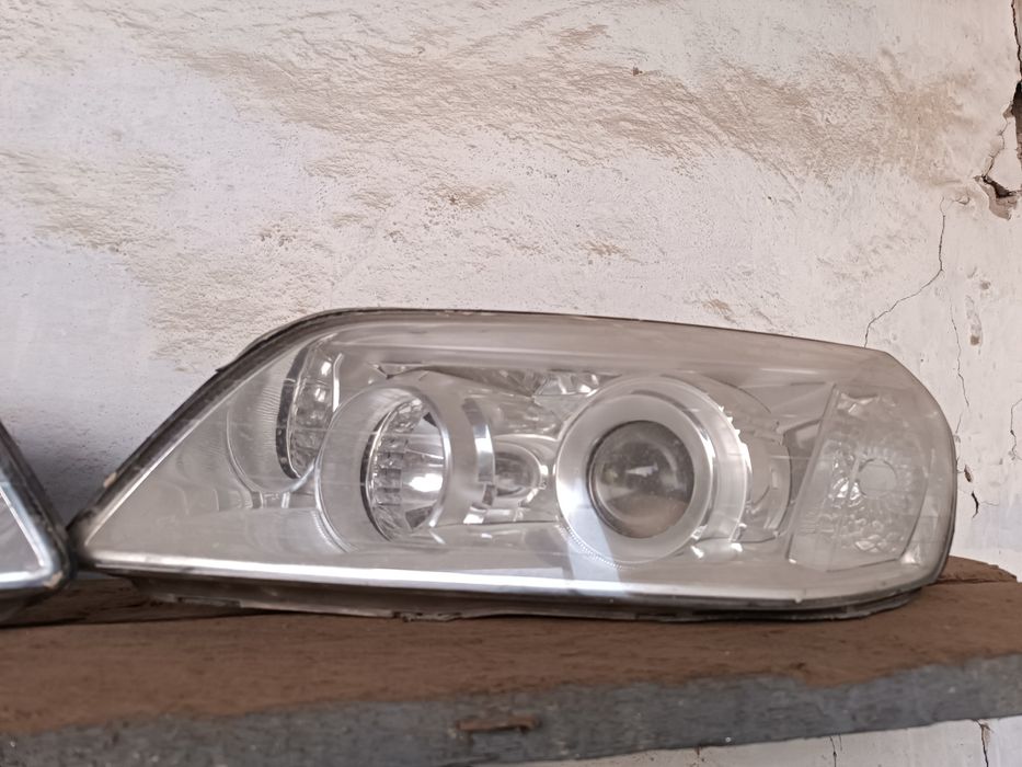 Продам фары от каптивы