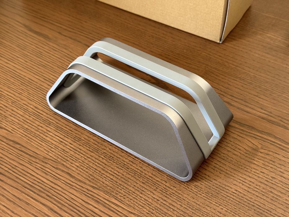 Stand vertical HumanCentric pentru MacBook