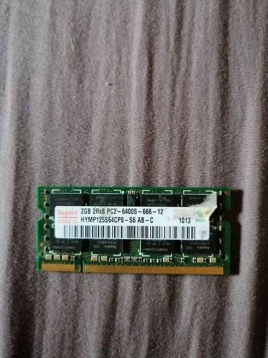 РАМ памет  2 гигабайта