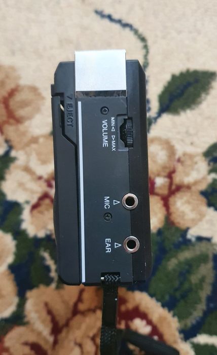 Диктафон плер Sanyo 1980 год випуска винтажний