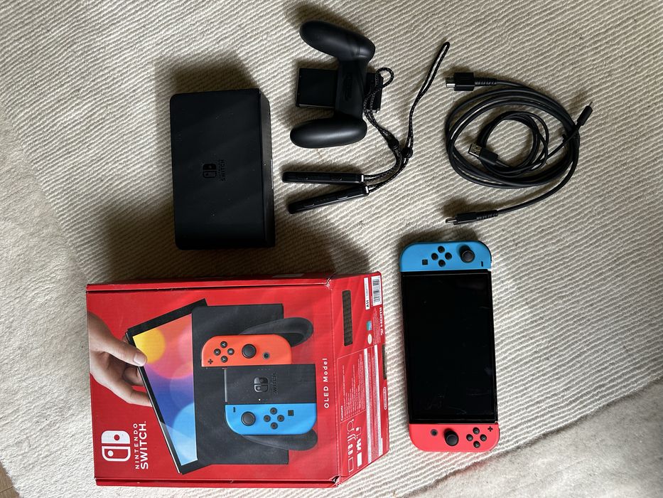 Consola Nintendo Switch OLED (Neon Blue/ Red Joy - Con)