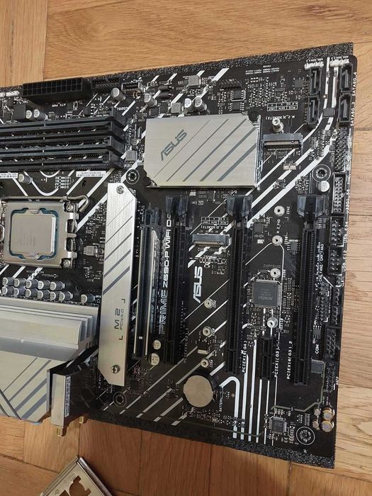 Intel Core i9 12900K + Asus Prime Z690-P Wi-Fi D4