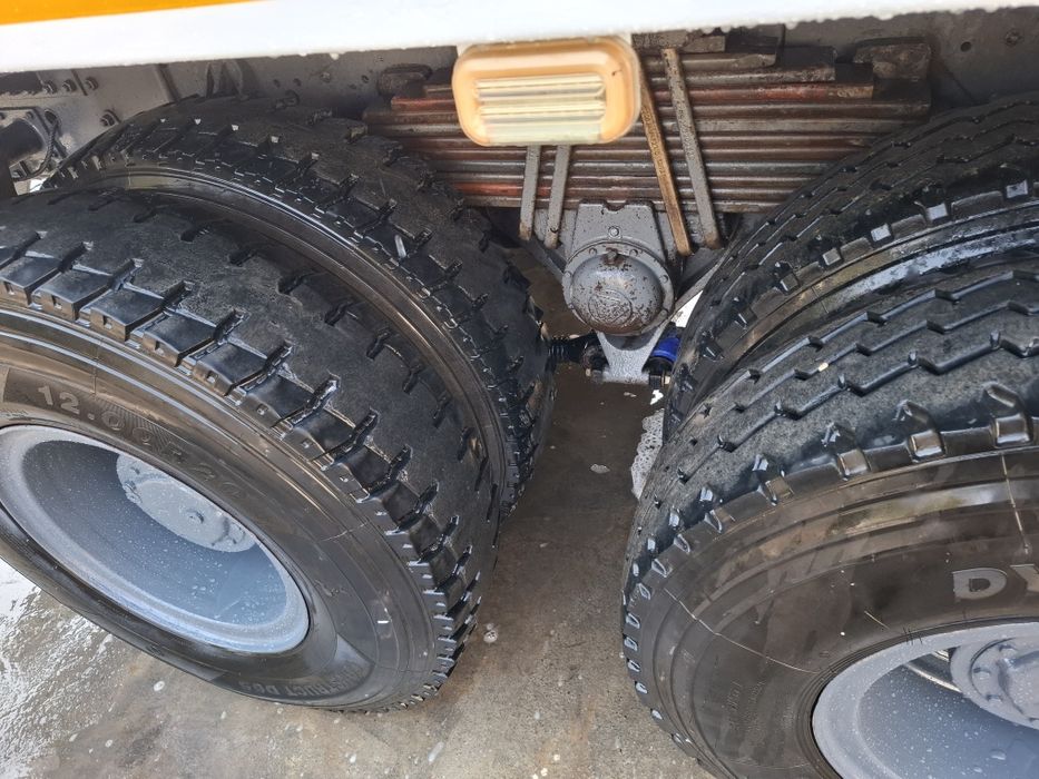 HOWO samasval yuk mashinasi sotiladi