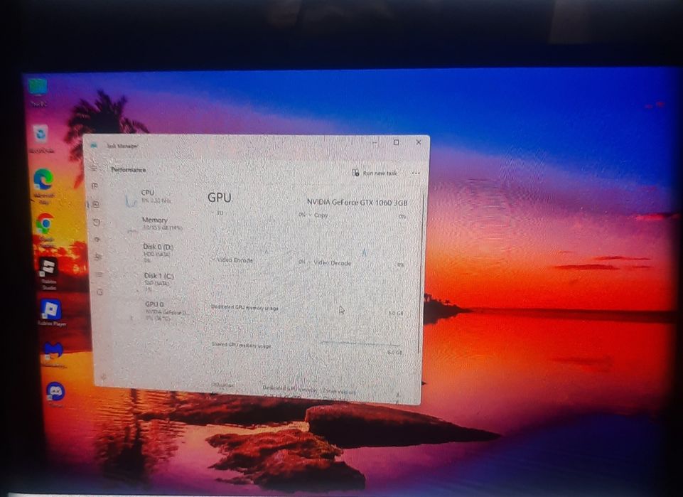 Calculator  gaming și monitor