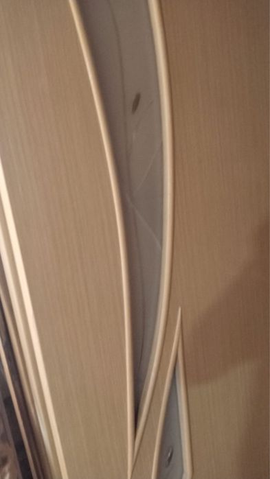 Бу есік сатылады 3 шт