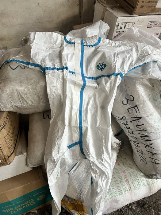 Продам защитные костюмы