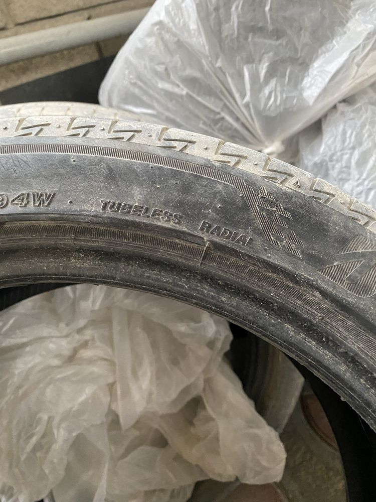 Шины 245/35 R18