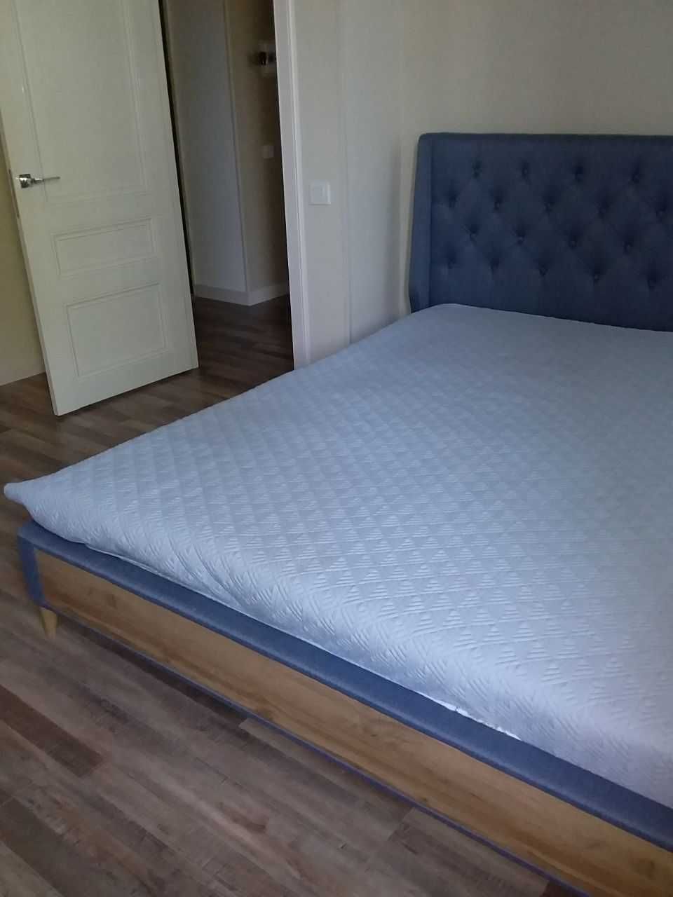 For rent.  Сдается своя квартира. Кирпич. 1 этаж. Авиагородок.