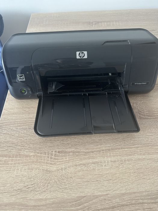 Продаются БУ принтеры Canon LBP6000B и Hp deskjet D1663