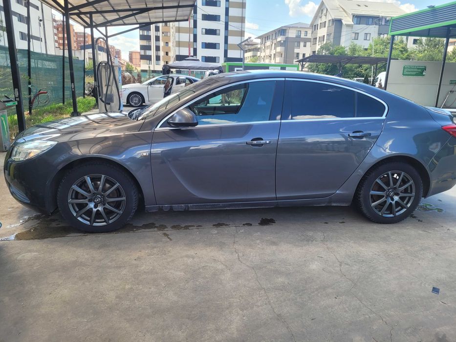 Opel Insignia 2010 2.0 163cp Hatchback