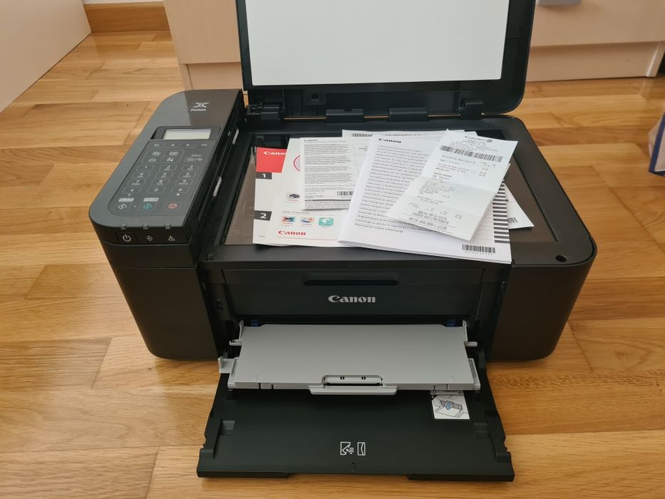 Цветен принтер, скенер и капир Canon TR 4650
