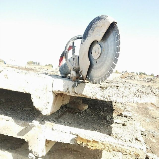 Копать Траншеи яма для канализация и водопровод