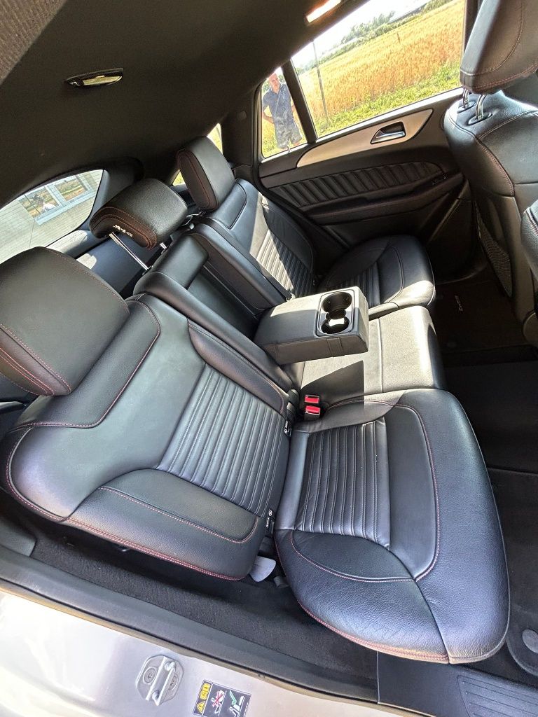 Vând Mercedes GLE Coupe 350 AMG sau schimb cu imobile