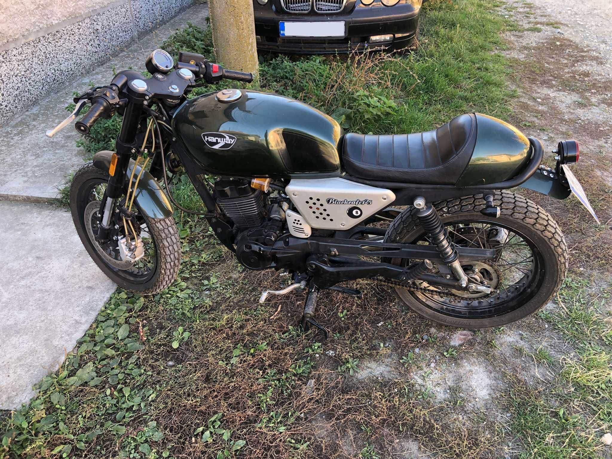 2017 Hanway Black Cafe 125