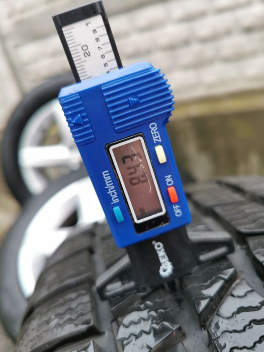 jante VW + anvelope iarna Continental 215 60 R16 ; profil 8mm; DOT2221