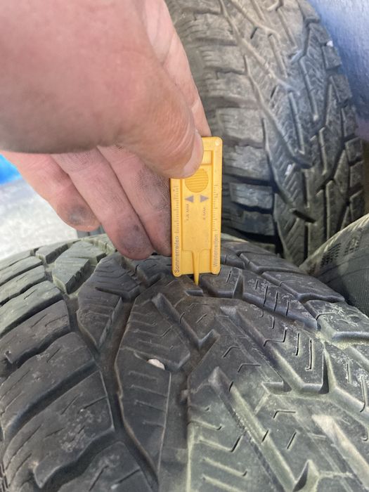 Гуми със джанти зимни 185.65.15