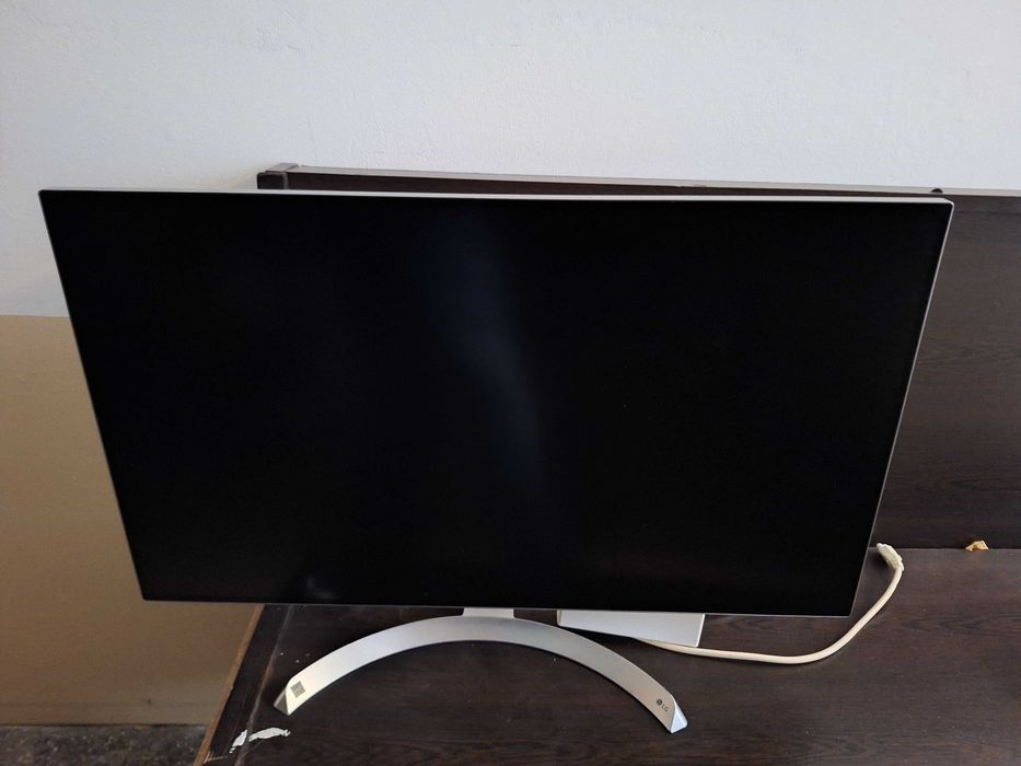 Монитор LG 4K UHD IPS за ремонт 32UD89-W