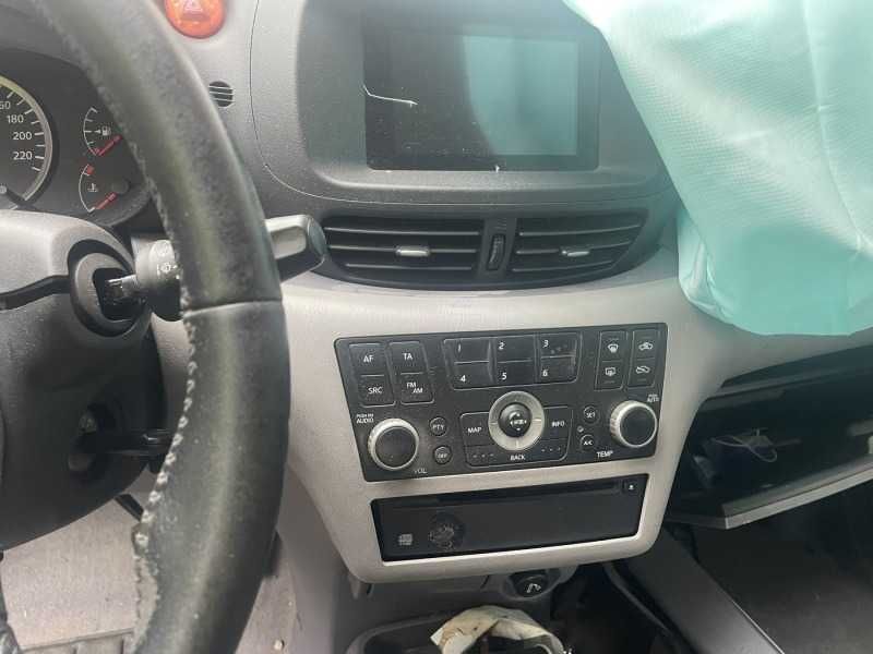 Нисан Алмера тино 2.2dCI / Nissan Almera tino 2.2dCI на части
