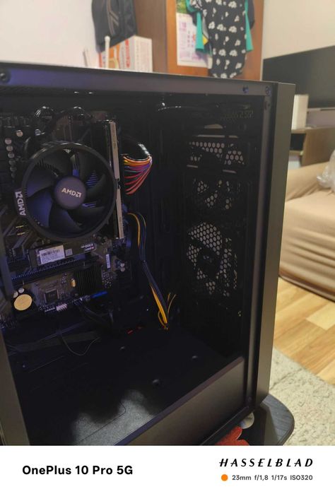 Бюджетна геймърска Конфигурация Ryzen 3 4300GE \ 16gb \Rx 5700\500W