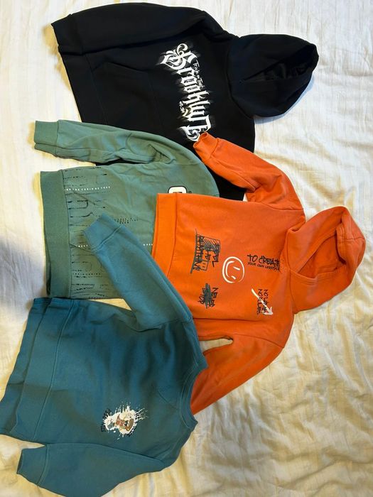 Продам детские вещи в хорошем состоянии ,р 110,отдам все за 15000