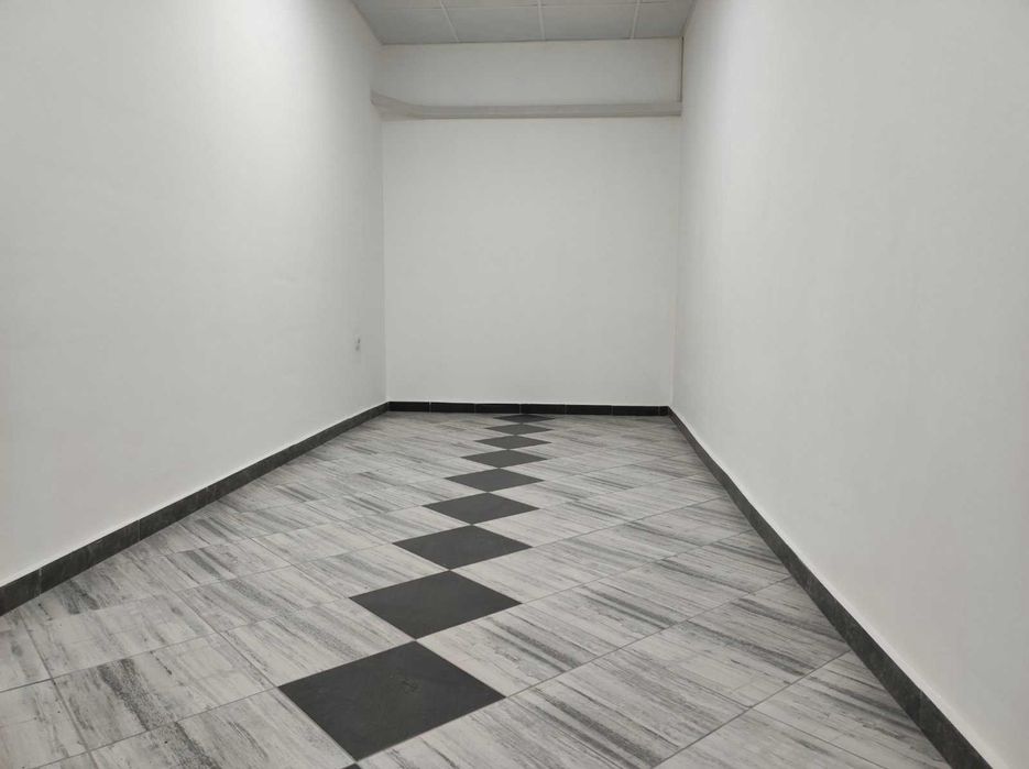 Дава се под наем Магазин в Велико Търново, Център - 100 кв.м за 510 € - Снимка #5