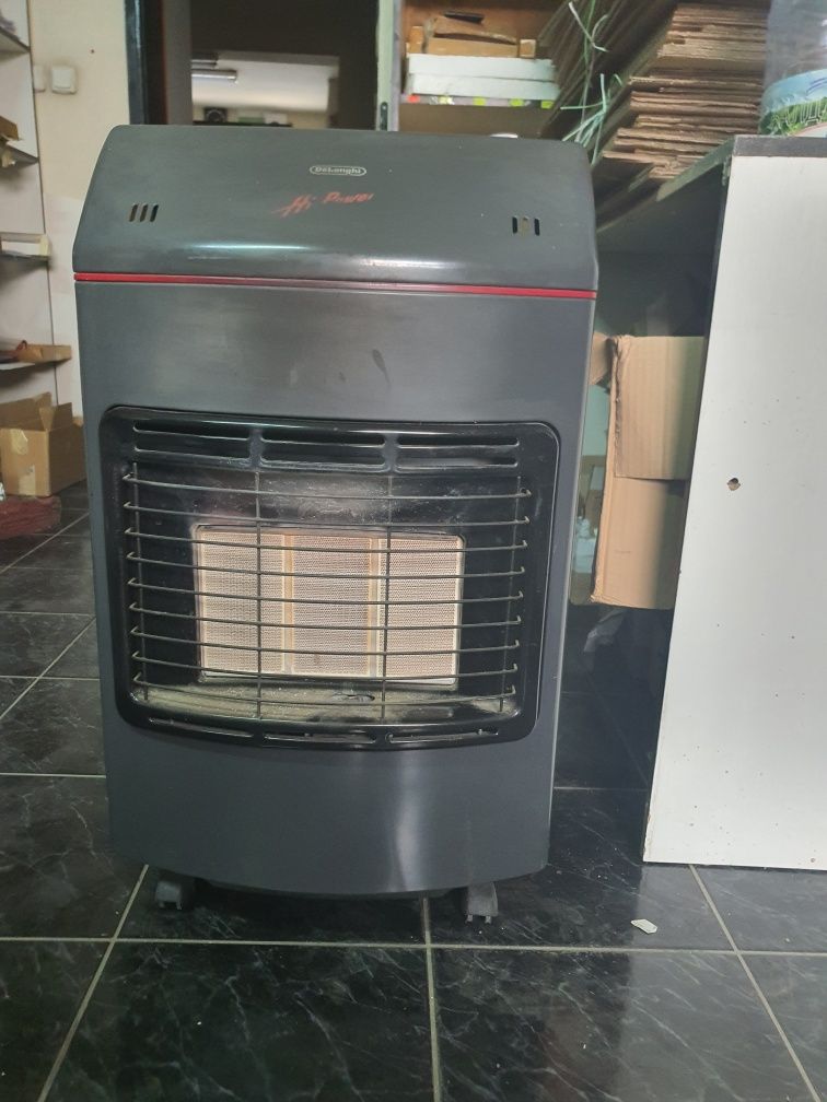 Газова печка DELONGHI