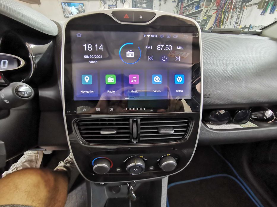 Navigatie Renault Clio 2017-2021 Android 10.0 Octacore 4/64gb