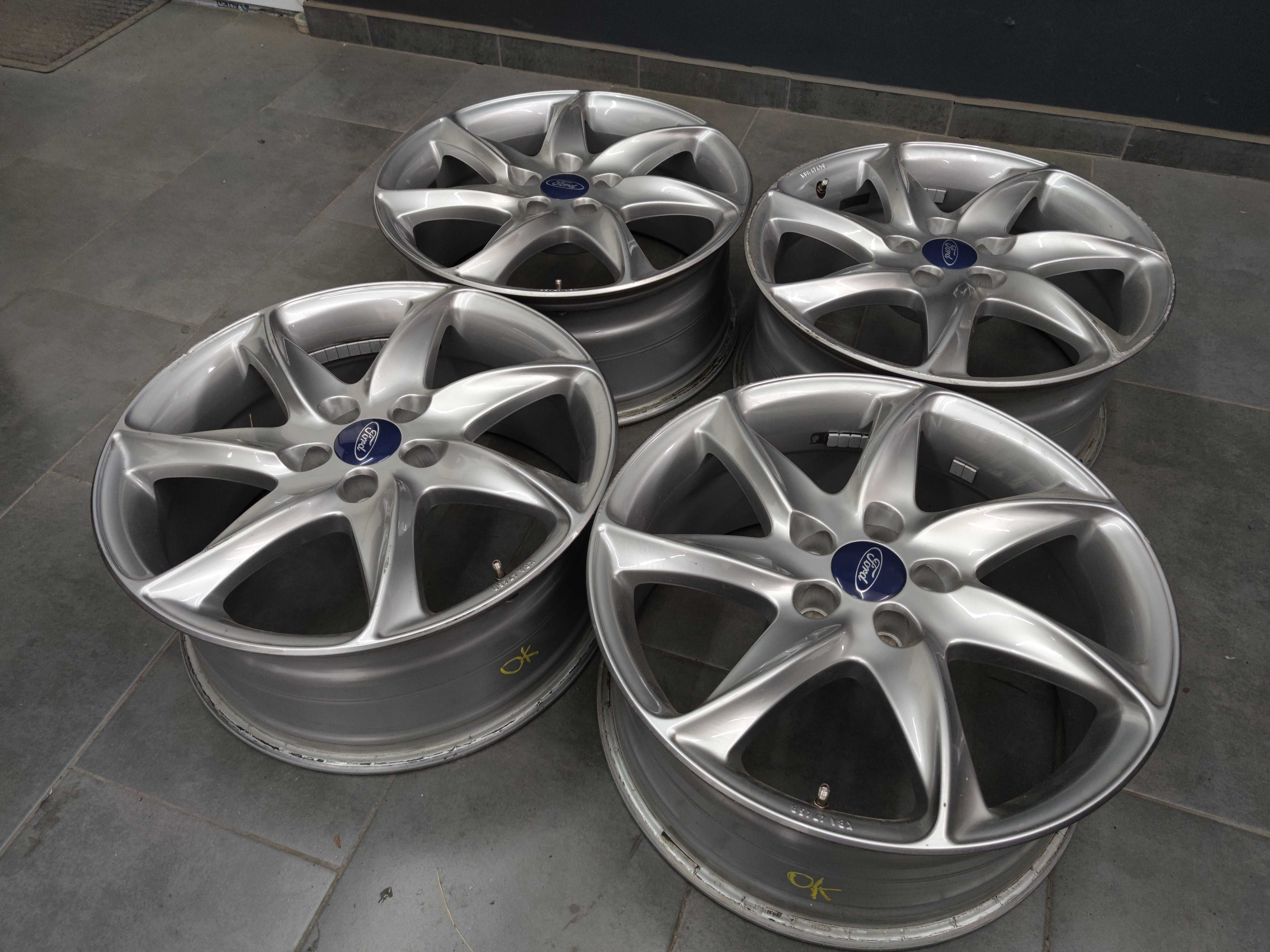 Джанти 18 - Ford