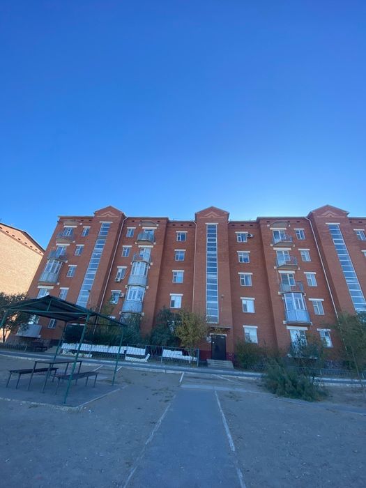 Жылы жаңа үйден 2 бөлмелі пәтер