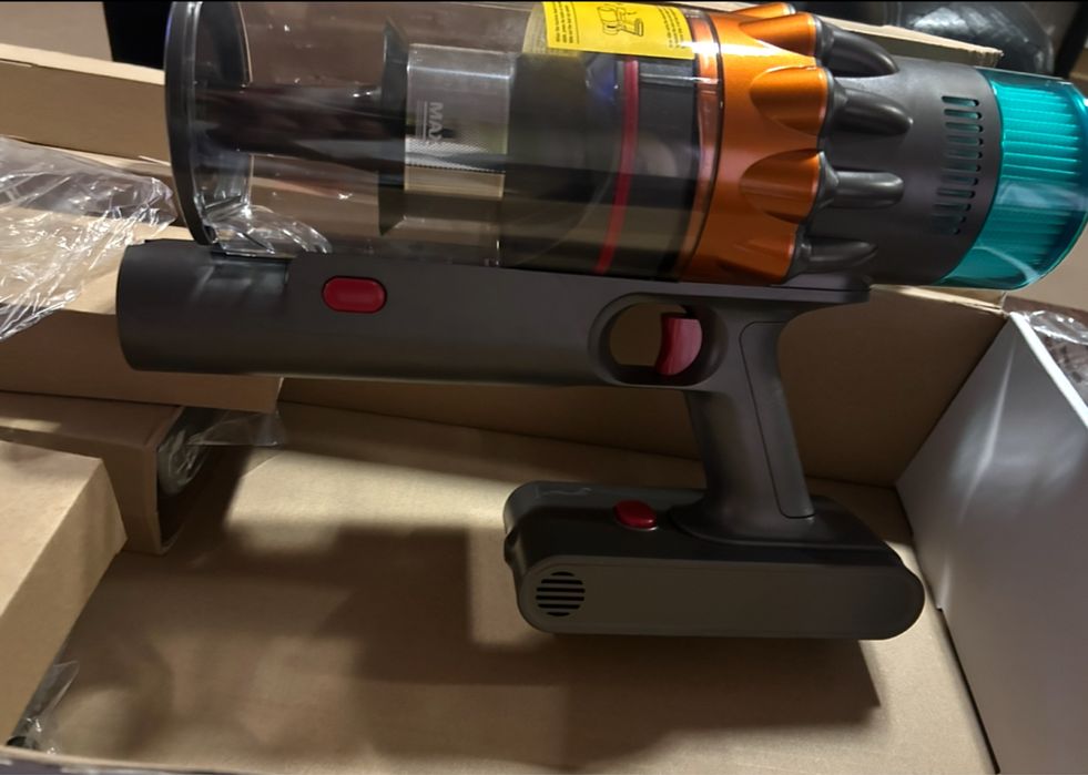 dyson v15s detect absolute  / nou /laser