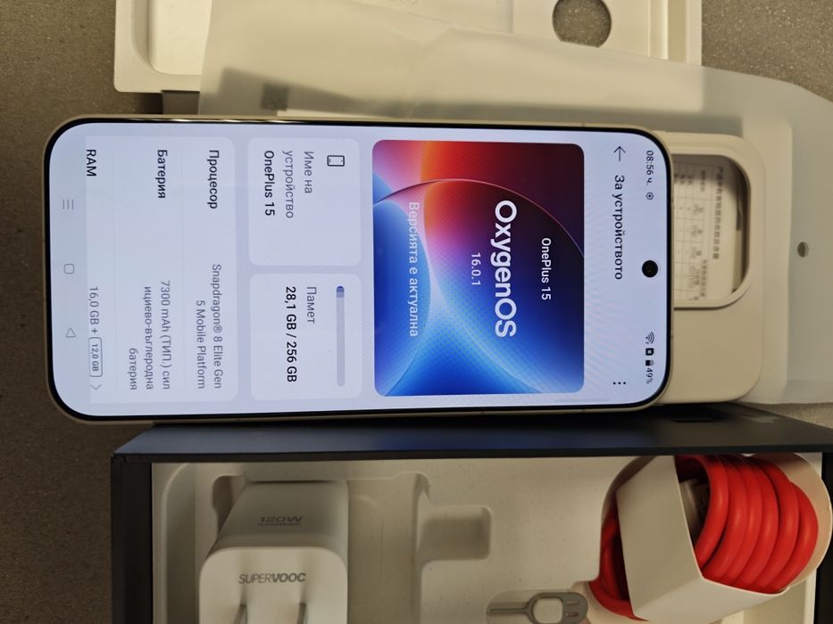 Чисто нов OnePlus 15 16/256GB с Oxygen OS 16 с  Android Auto,