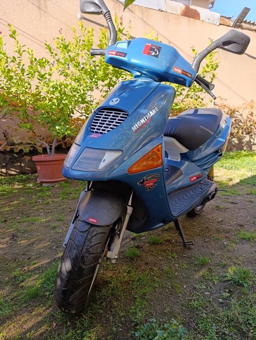 Априлиа се с изрядни