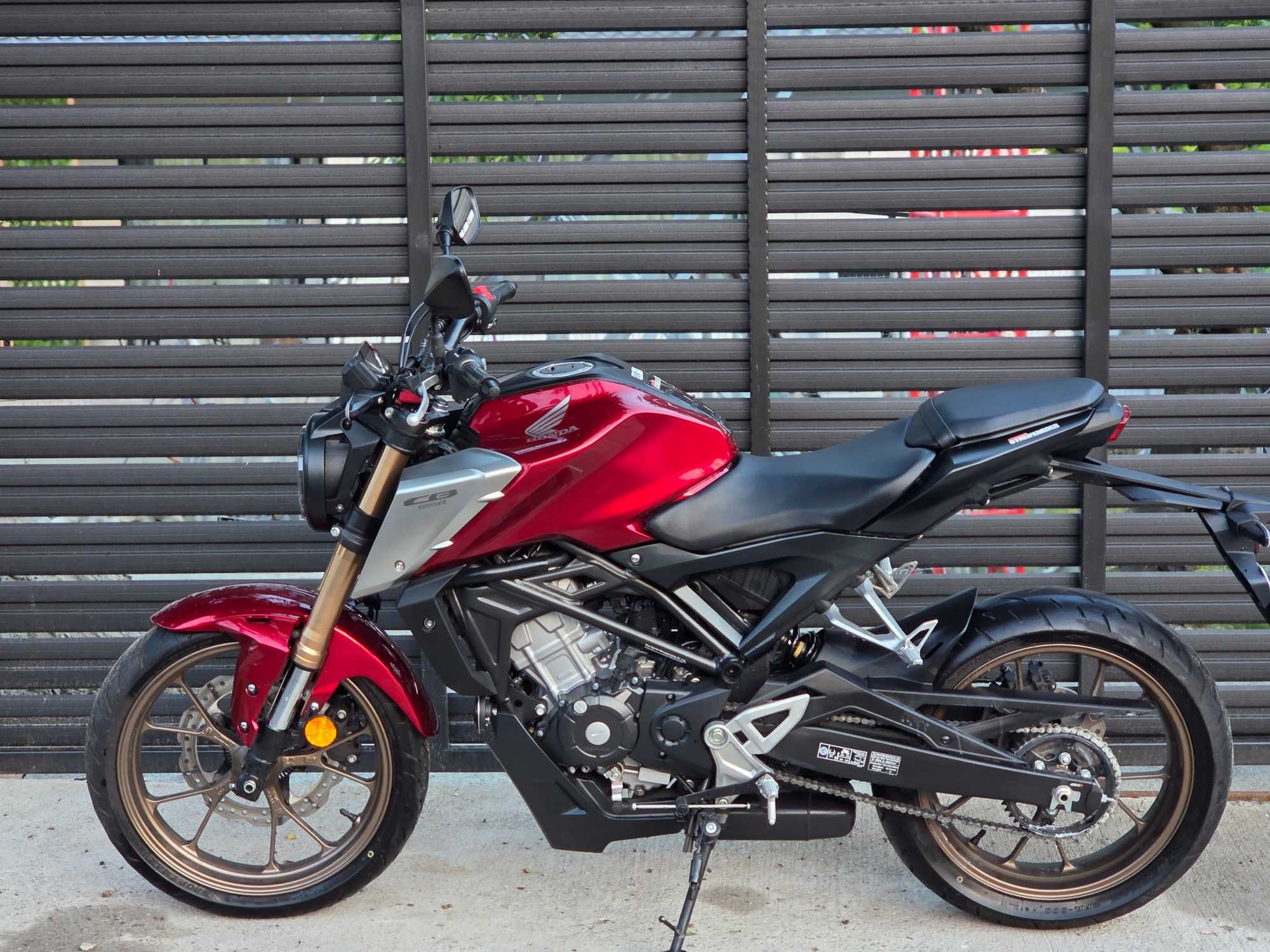 Honda CB125R 2023 FULL LED/ABS 5000KM A1 16 ANI (duke , mt , cbf , cb)