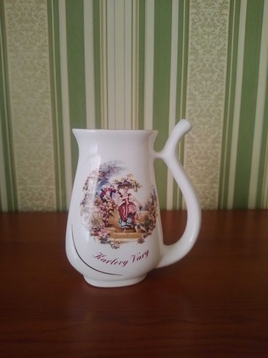 Продам бюветницу, кружку для питья минеральной воды