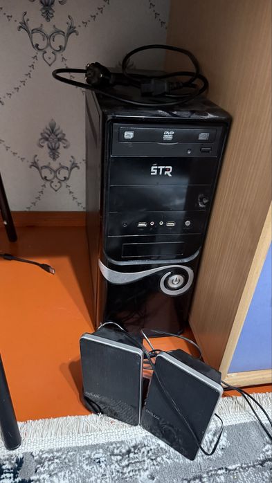 блок компьютер колонки