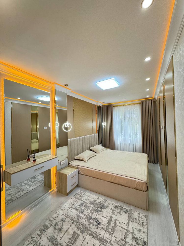 -SUPERLUX 2 Хонали квартира сотилади Метро 5 минут