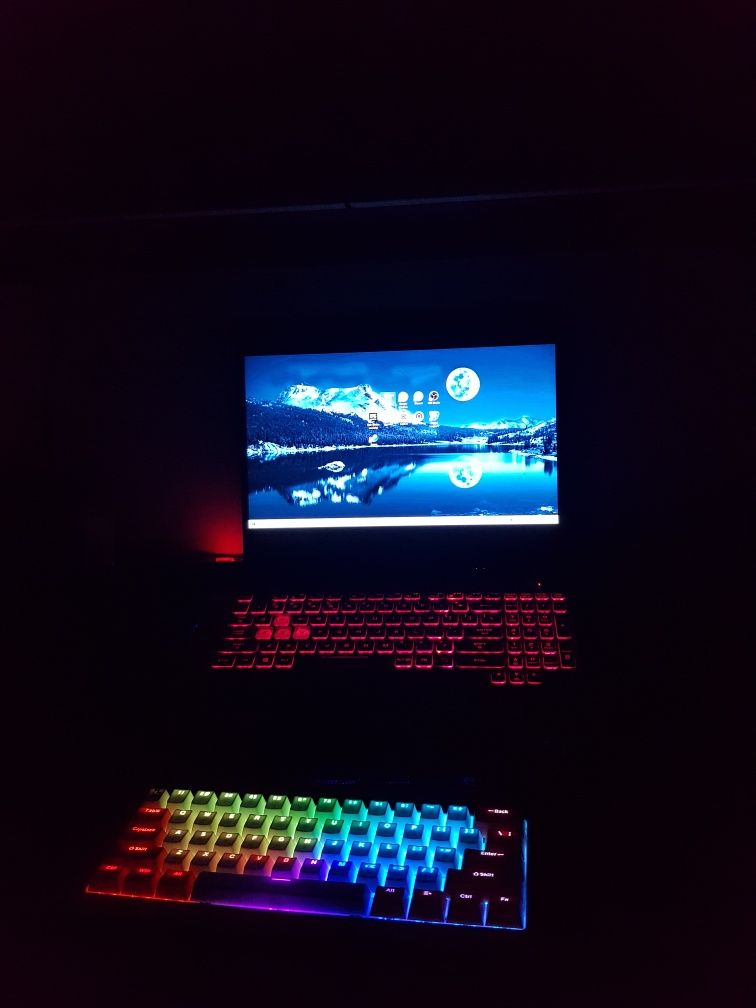 Laptop Asus TUF Gaming cu tot cu un Cooler