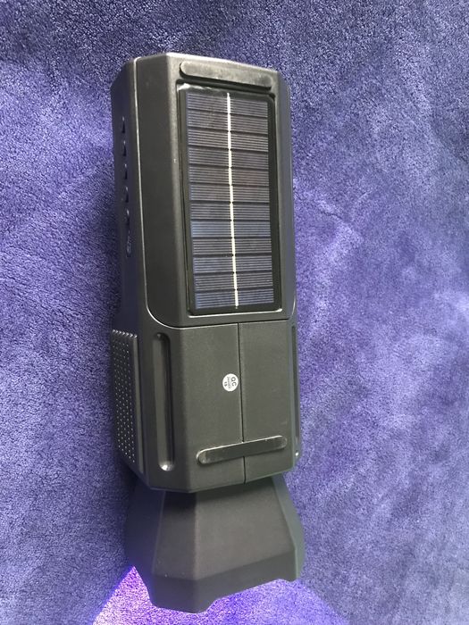 Boxa portabila cu bluetooth, lanterna, radio si usb(pt.stick,pendrive)