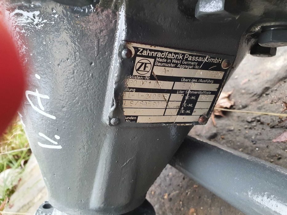 Axe Liebherr A902 - Piese de schimb Liebherr